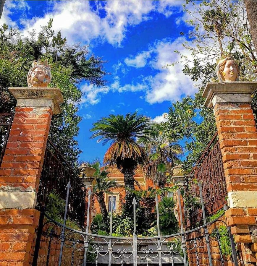 Villa Dei Marchesi Carrozza Santa Teresa Di Riva Exterior photo